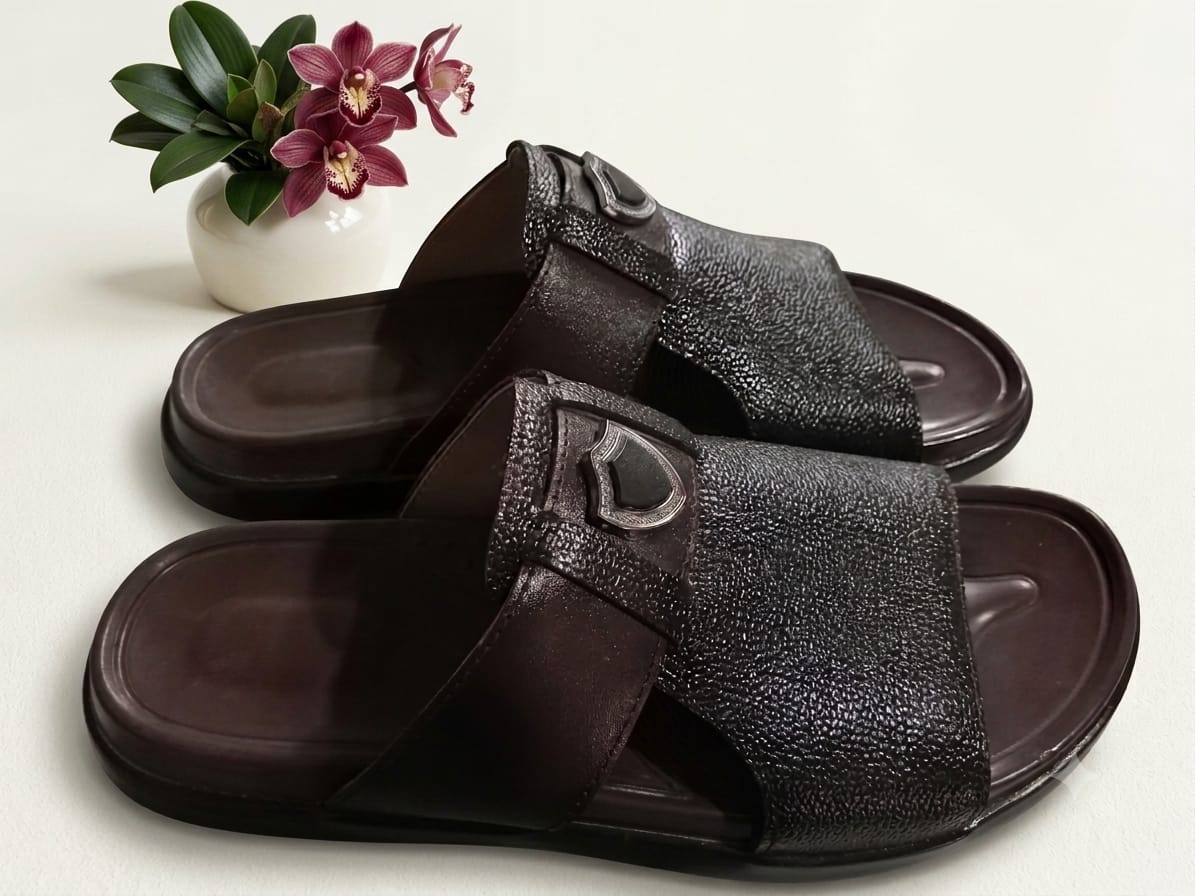The Royal Crown Slides - Image 2